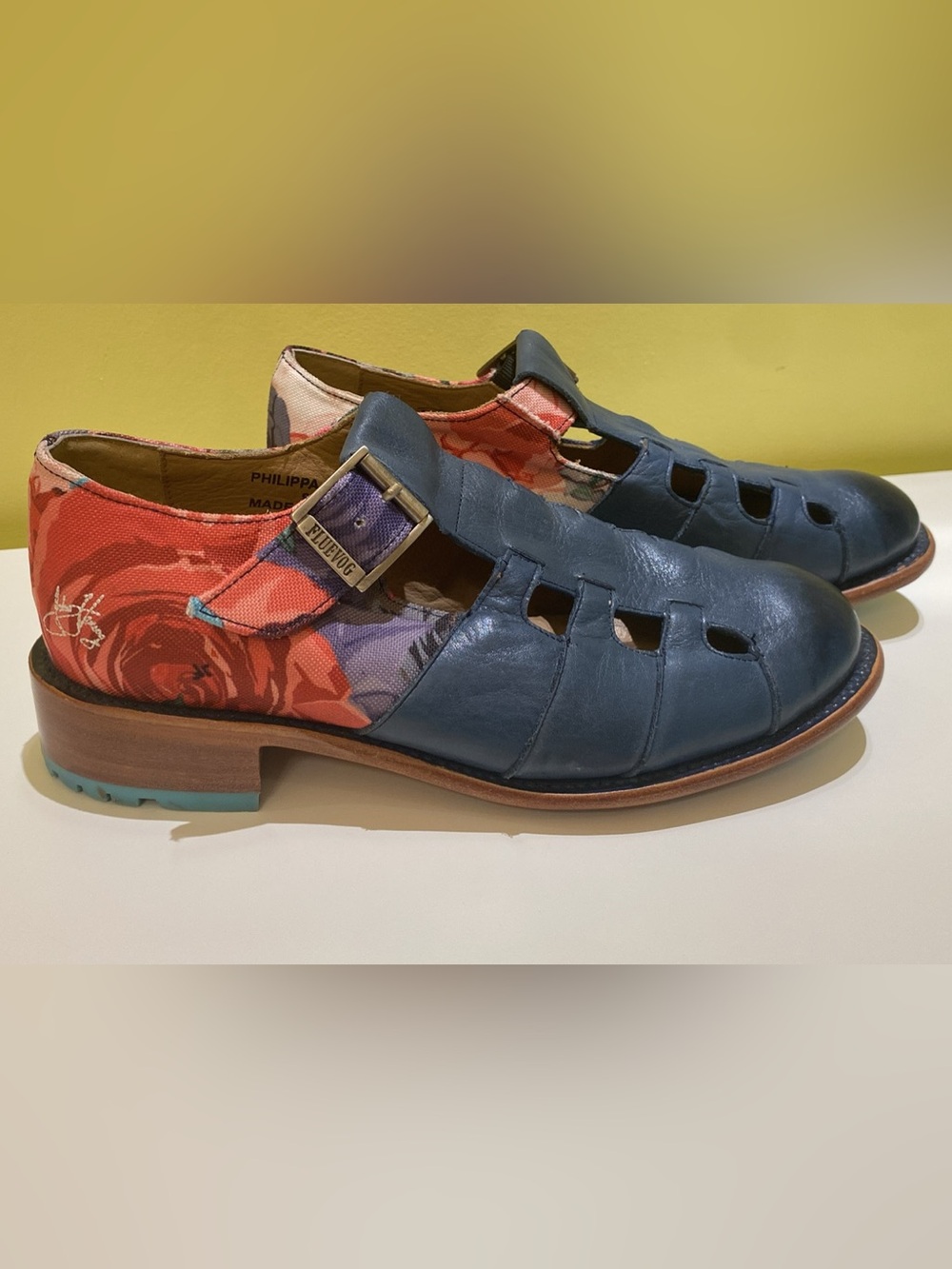 John Fluevog Fisherman Sandals / discontinued “Phillipa Floral” 9W / New